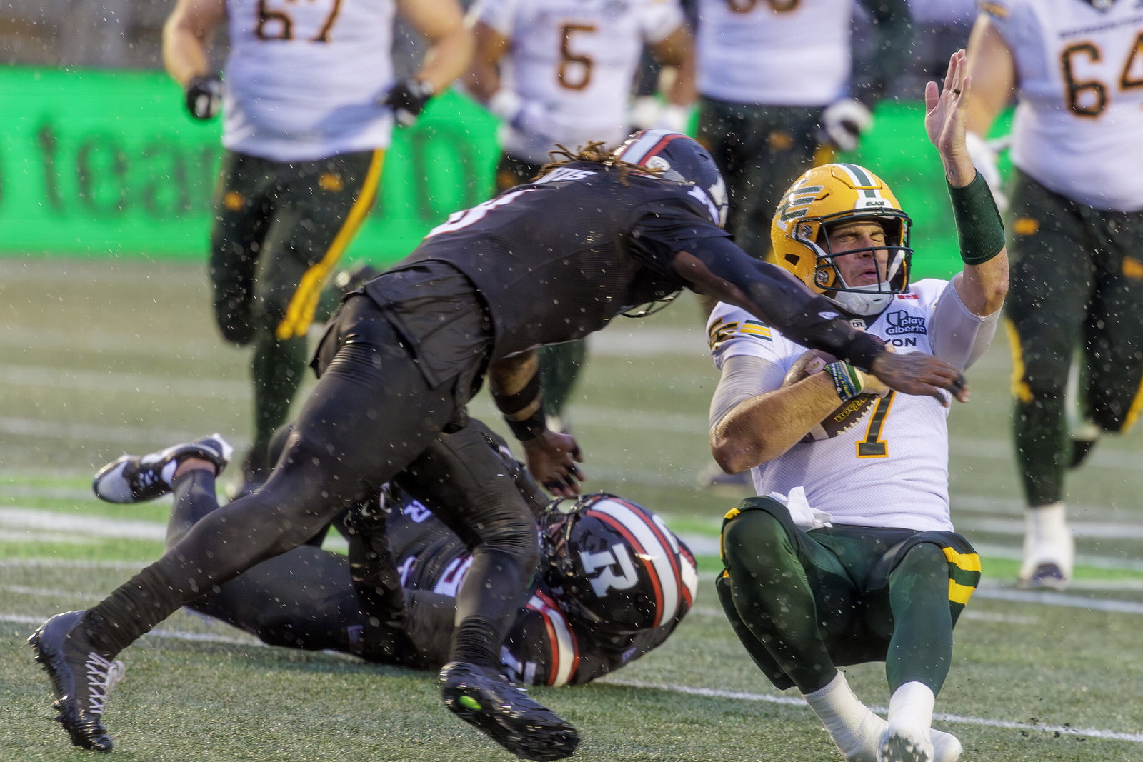 CJ Reavis, Cody Fajardo, hit to the head