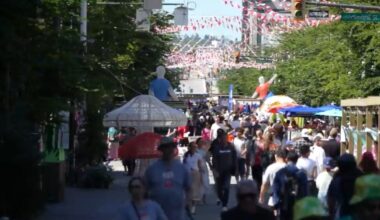 FIFA World Cup: Fans flood Vancouver streets ahead of first BC Place match