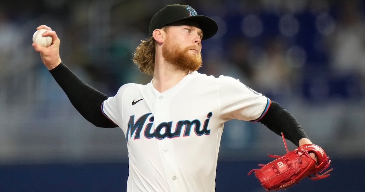 Meyer wins eighth straight decision as Marlins beat Giants