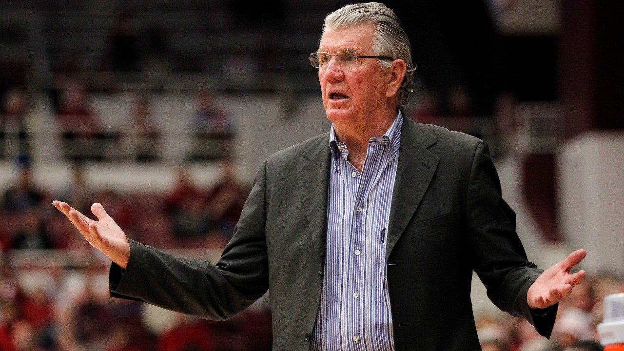 Paul Westhead, champion coach receives Chuck Daly lifetime achievement Award