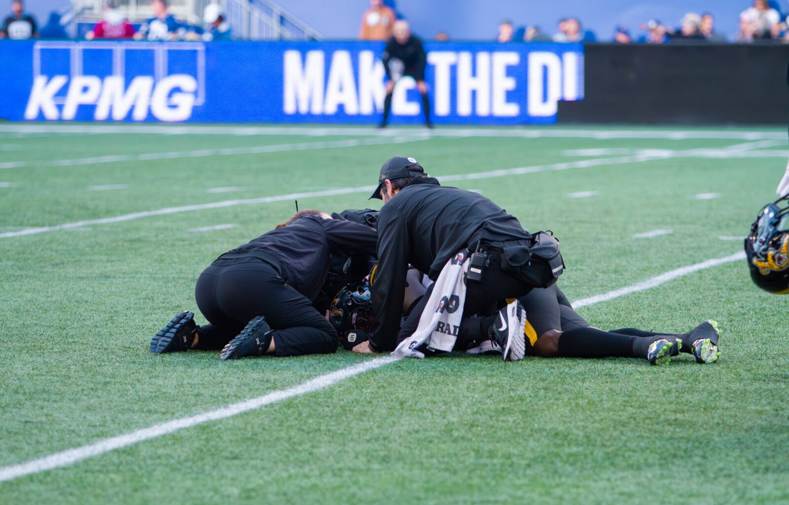 Hamilton Tiger-Cats' DB Jamal Peters stretchered off field, taken to hospital after blow to head