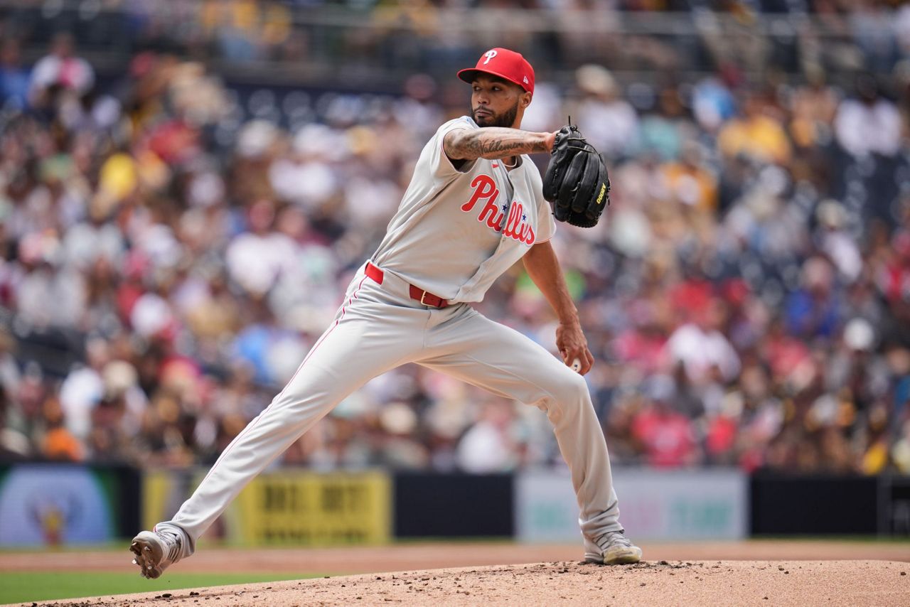 Phillies ace Sánchez closes in on Hershiser's MLB record with 44 2/3 straight shutout innings