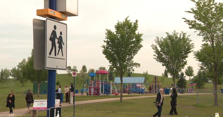 Calgary drivers reminded to slow down as school year nears end - Calgary