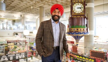 Ontario Liberal leadership hopeful Bains awaits Billy Bishop airport consultations before weighing in