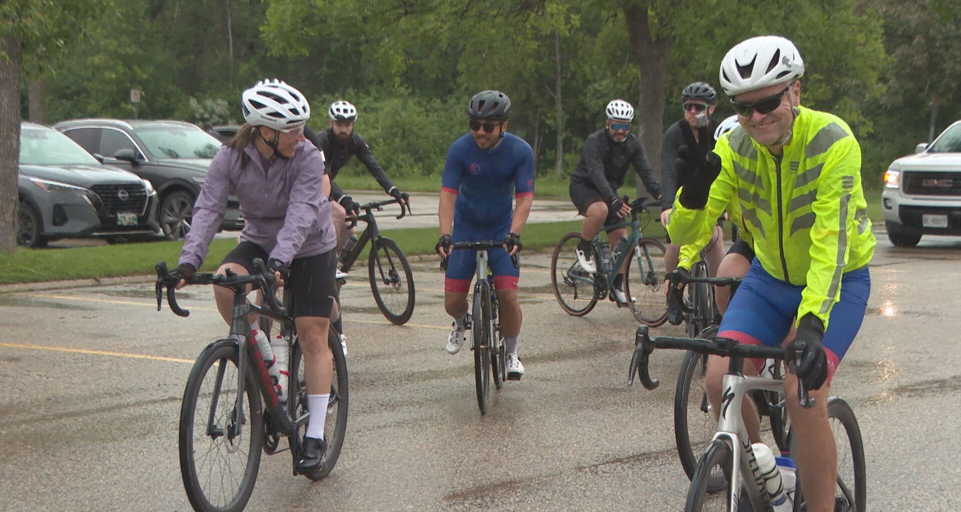 Cyclists ride in 3rd annual Manitoba Terry Fox Ride of Hope