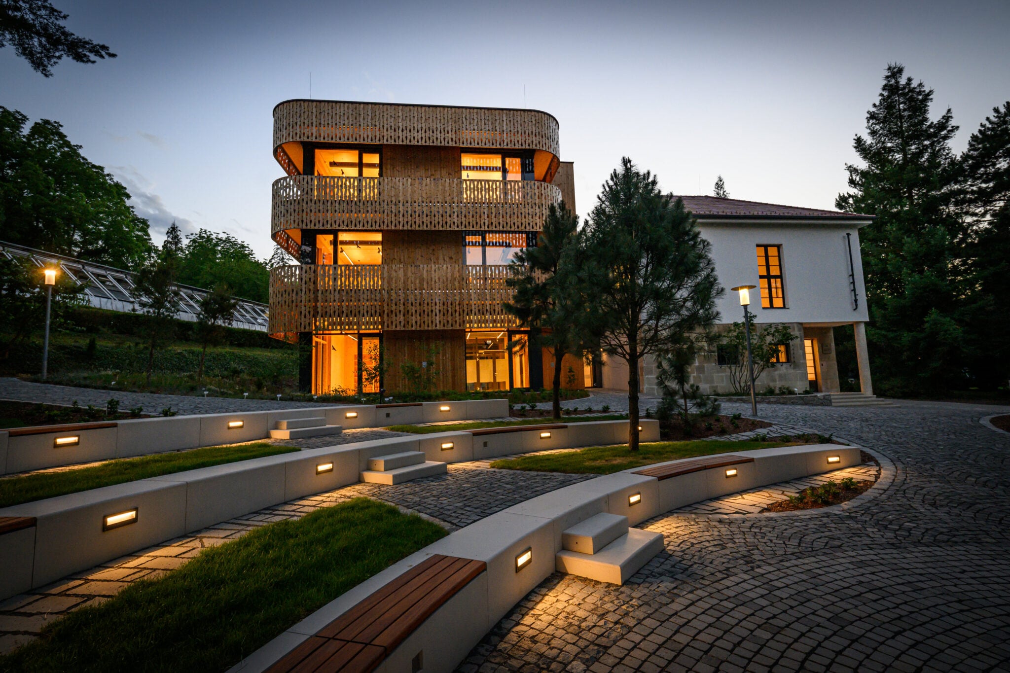 Hungary's First Public Building Constructed Entirely of Wood Unveiled