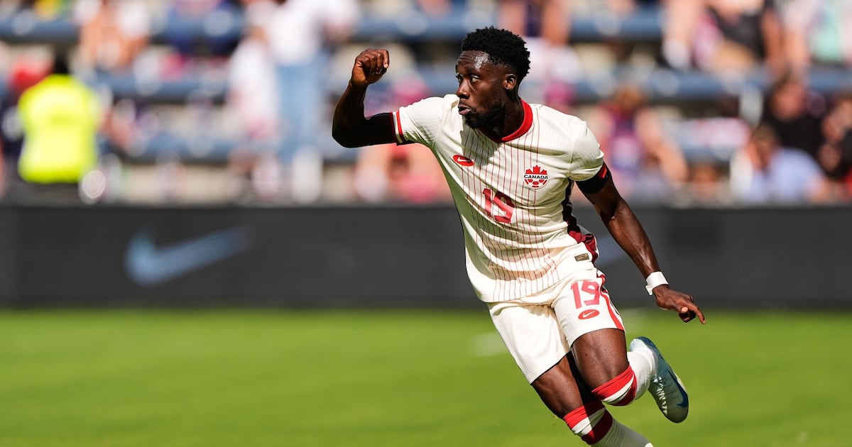 Davies seen jogging at Commonwealth Stadium ahead of CanMNT’s friendly – TSN