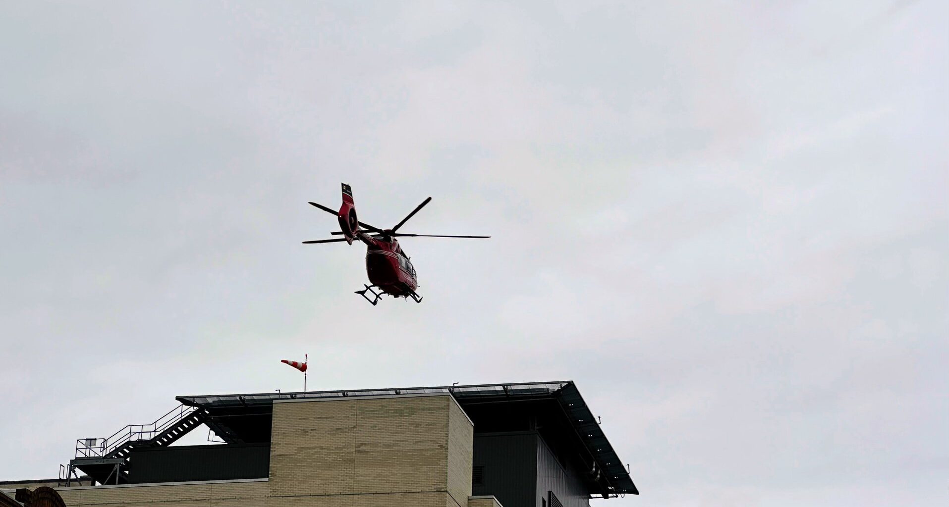 2 dead, 1 injured on highway north of Winnipeg