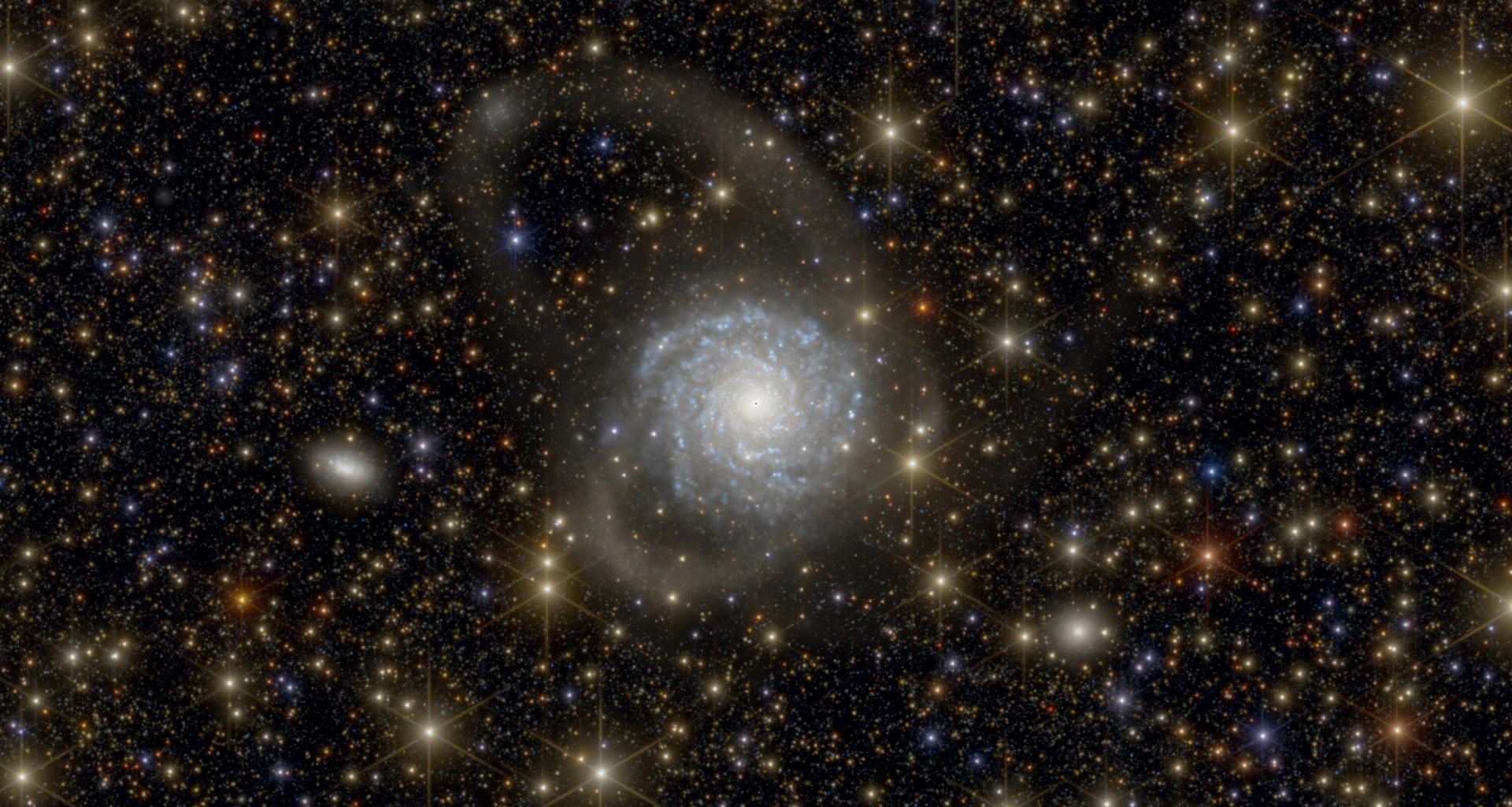 Simulated Arrakihs mock image of a galaxy halo