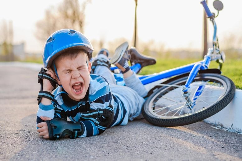 Small Child Fall Bicycle Crying Screaming Pain