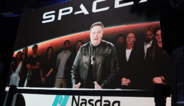 SpaceX's Stratospheric IPO Launch Has a Couple of Heavy-Duty Stowaways