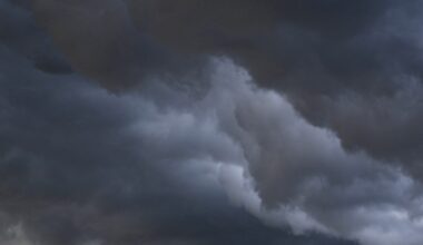 Chance for funnel clouds to form in Calgary: Environment Canada