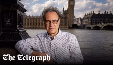 Starmer ‘gambling with children’s lives’ by rushing social media ban