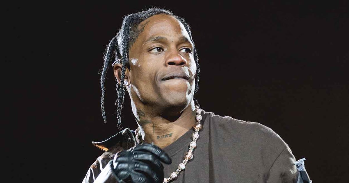 Travis Scott: Turkiye fans angry over U.S. rapper's 20-minute set