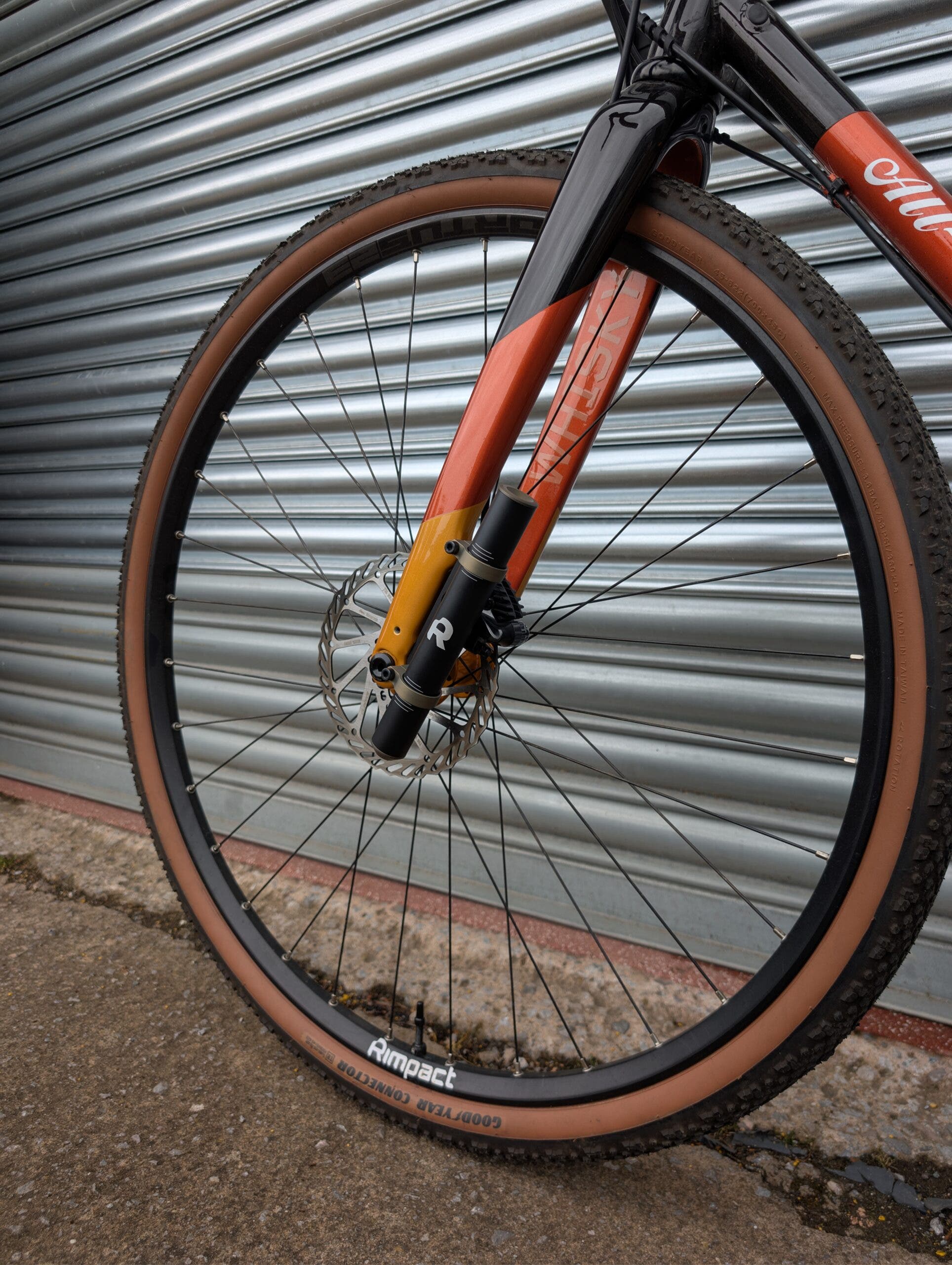 rimpact tmd gravel fork bolts on caliper bosses