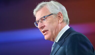 RBC chief executive turns to AI to help inform his daily agenda
