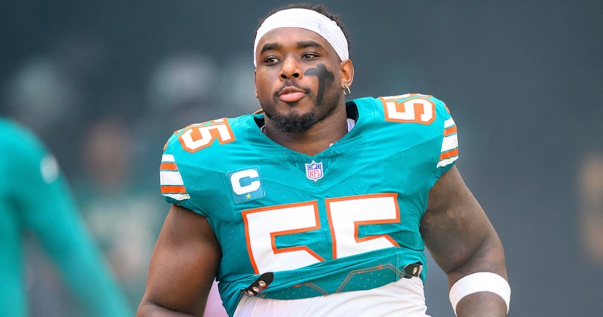Dolphins, center Brewer reach 3-year, $52.5 million extension