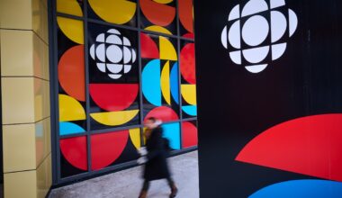 Senators want CBC to bring in outside experts to analyze fairness, balance of news reporting