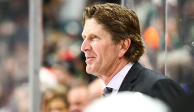 Oilers hire Mike Babcock as head coach