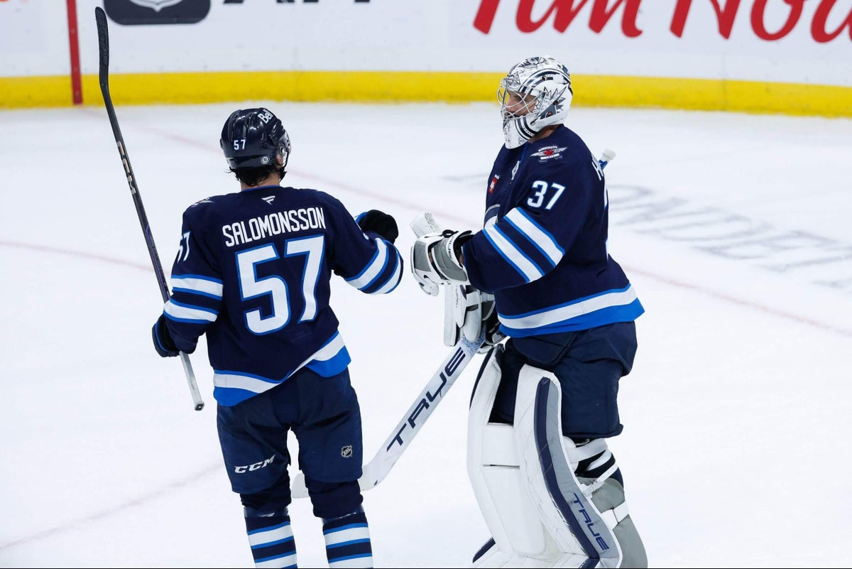 Winnipeg Jets ‘Who says no?’ mailbag: Breaking down your Hellebuyck deals and more