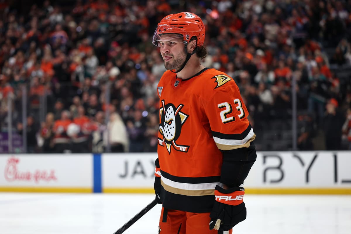 NHL trade buzz: Who’s in on Ducks’ McTavish, and what Sabres’ Byram wants on next deal