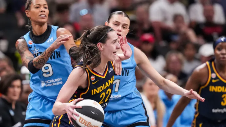 How many did points did Caitlin Clark score tonight? Full stats, highlights from Fever vs. Sky image