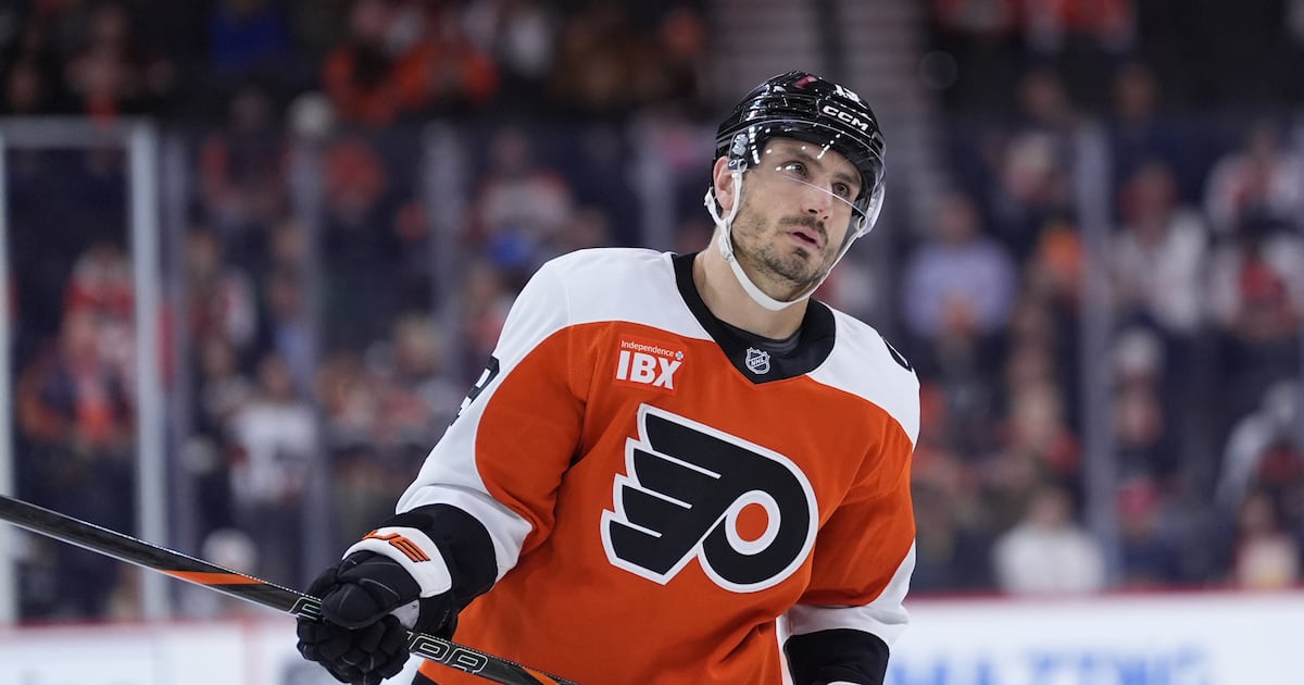 Florida Panthers acquire F Garnet Hathaway from Flyers for two draft picks