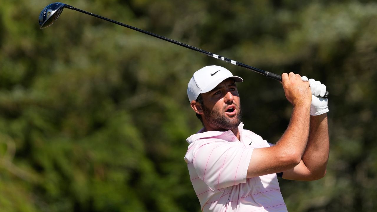 Scheffler gets some help from Clark, but can't take advantage at U.S. Open
