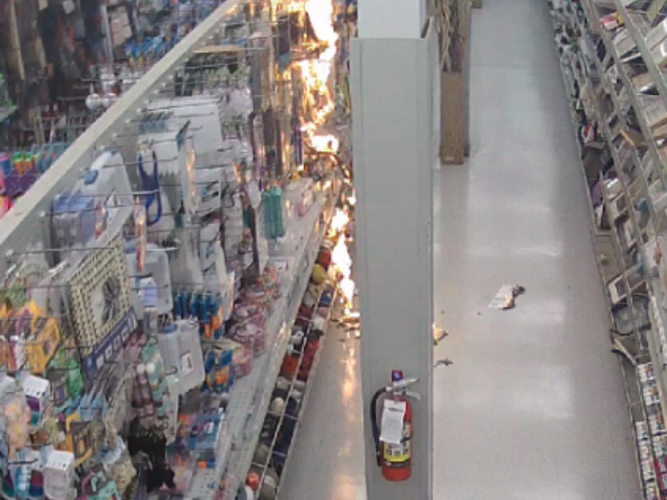 Winnipeg man charged after allegedly starting fire at Portage Avenue store