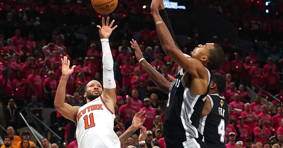 Jalen Brunson, Knicks claw back to win NBA Finals 2026 Game 1 over Spurs: Live updates, reaction, analysis