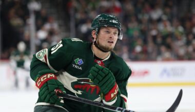 Vladimir Tarasenko changes agents, has permission to speak to teams before July 1