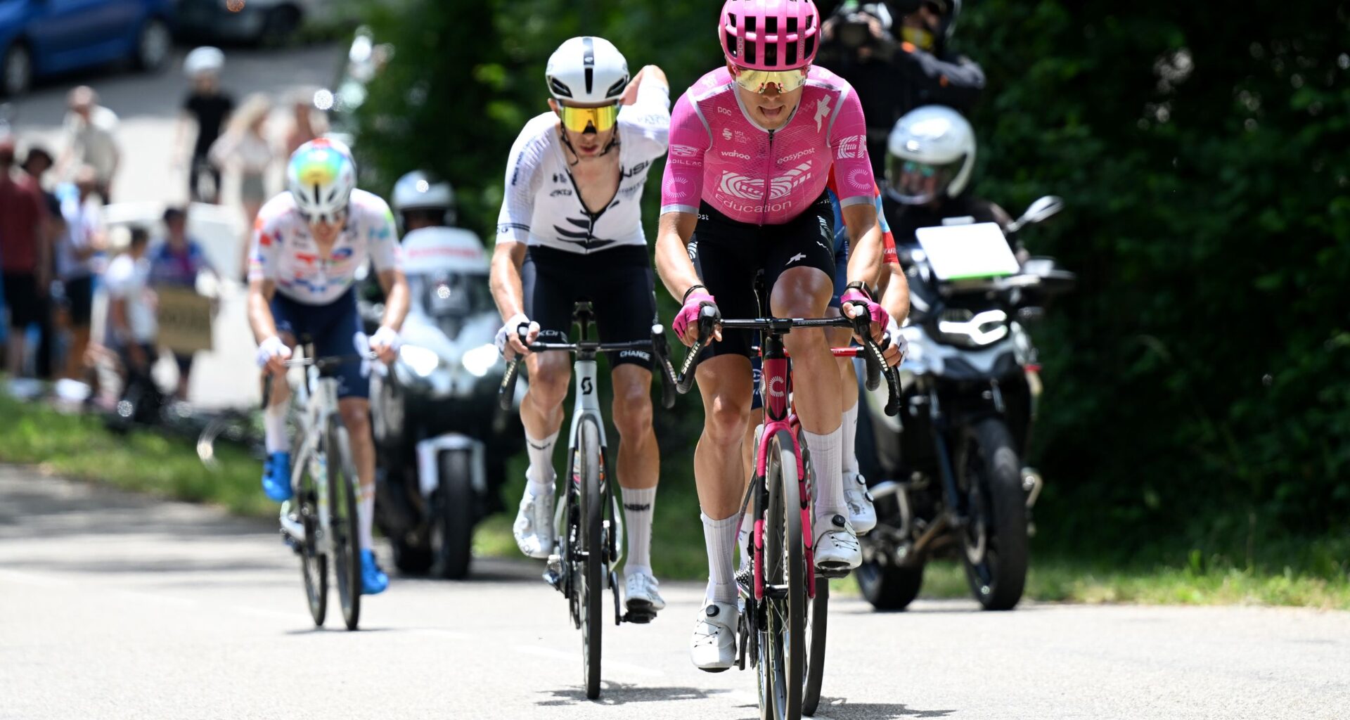 Critérium du Dauphiné - Tour Auvergne-Rhône-Alpes stage 1 LIVE: Alex Baudin expands gap as GC teams don't want yellow after opening day
