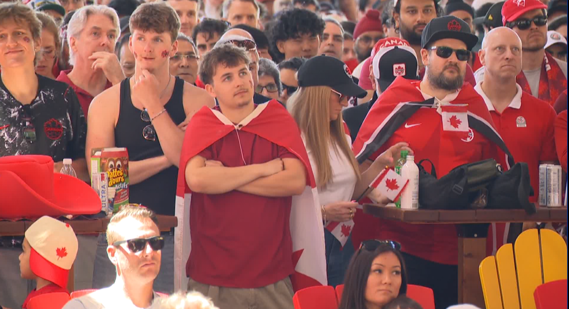 Click to play video: 'Hundreds gather at watch parties throughout the Lower Mainland to cheer on Team Canada'