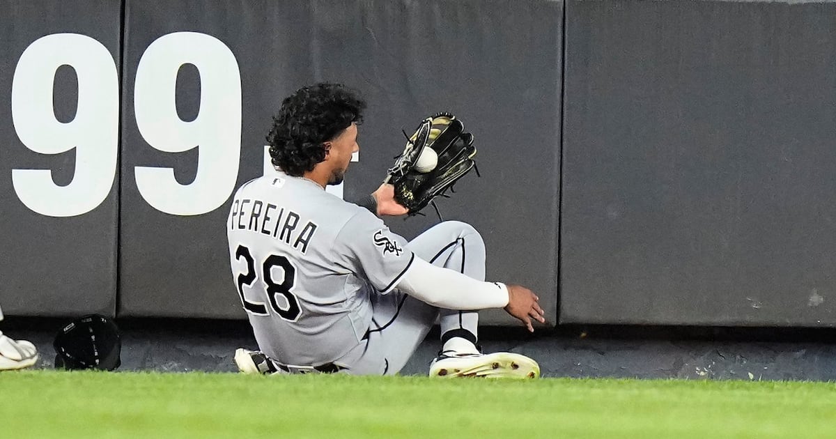 Chicago White Sox OF Everson Pereira placed on 7-day concussion injured list after crashing into fence