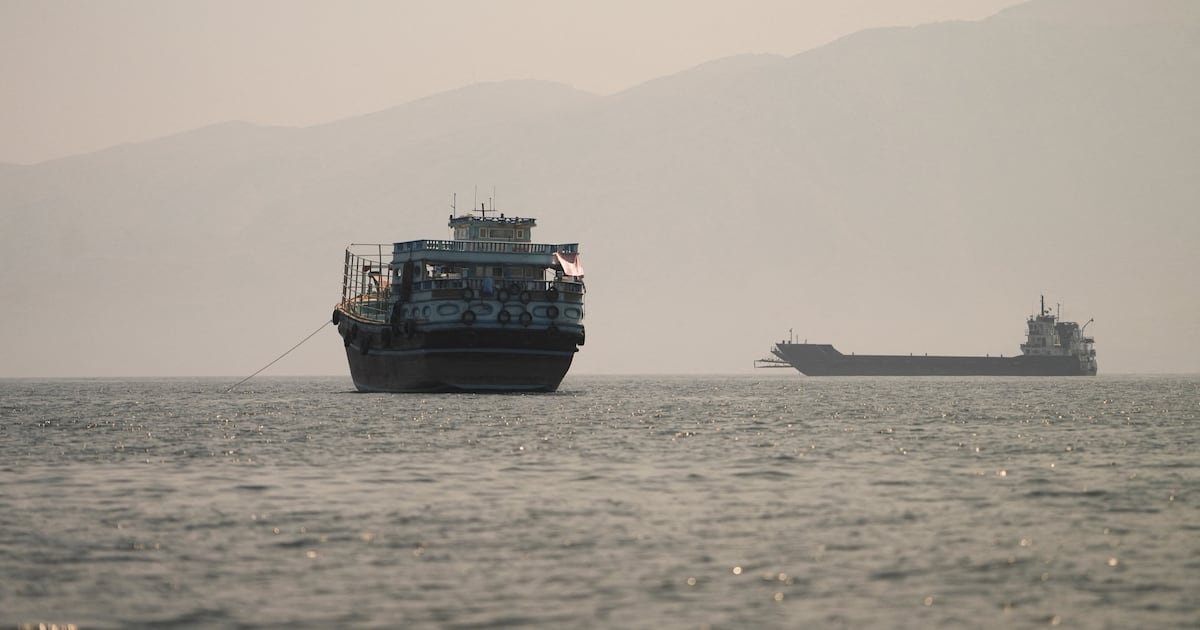 UAE oil exports rebound to 85% of prewar levels despite Strait of Hormuz closure, IEA says