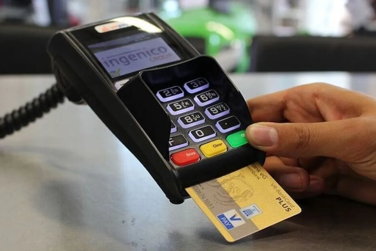 Morocco Caps Electronic Payment Fees to Boost Digital Transactions
