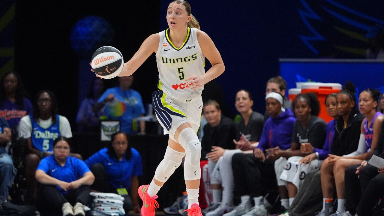 Paige Bueckers scores season-high 31 points, Wings beat Mercury
