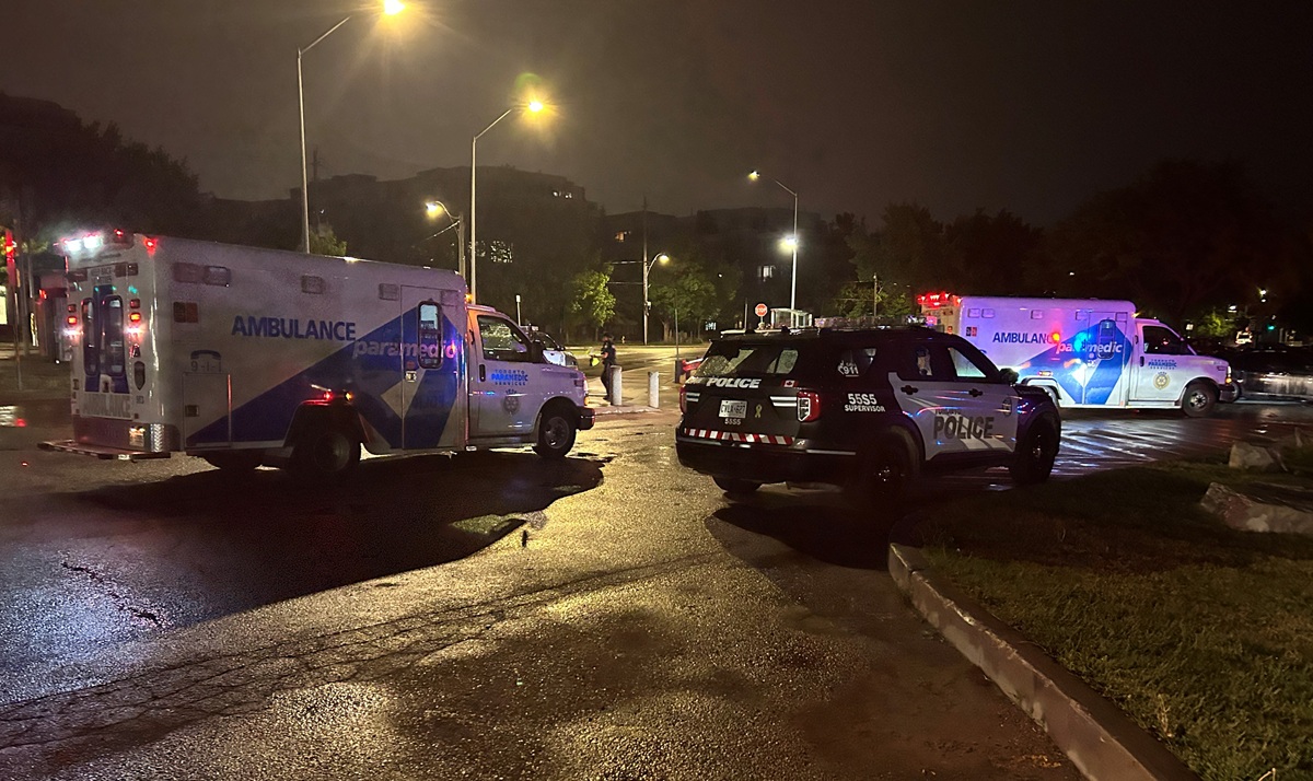 2 injured, 1 seriously, after stabbing incident by Woodbine Beach boardwalk