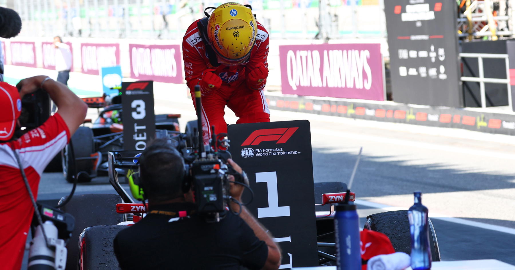 McLaren deliver Lewis Hamilton stance as Toto Wolff urges F1 caution - RacingNews365 Review