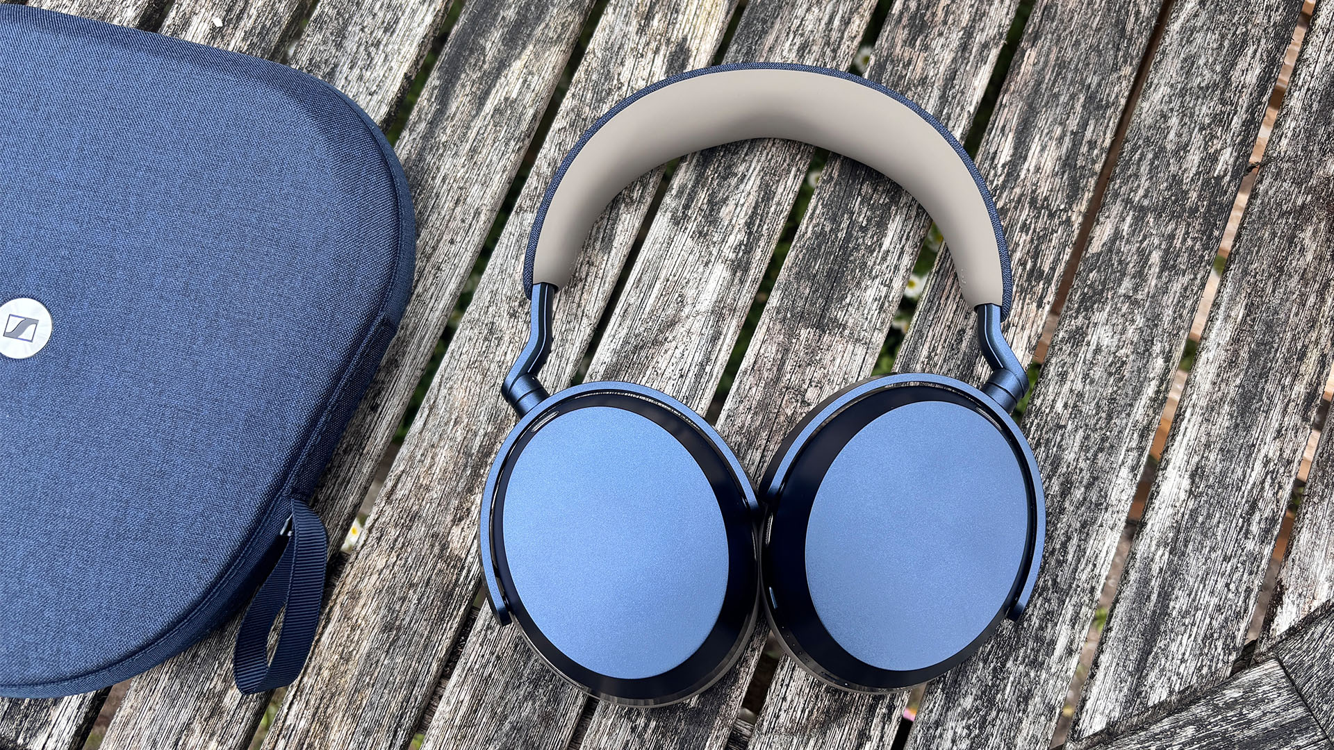 Sennheiser Momentum 5 Wireless wireless headphones