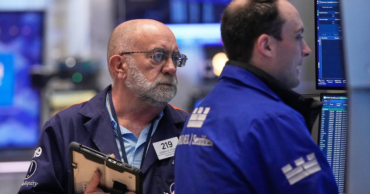 Stock market today: More swings for AI stocks in Wall Street