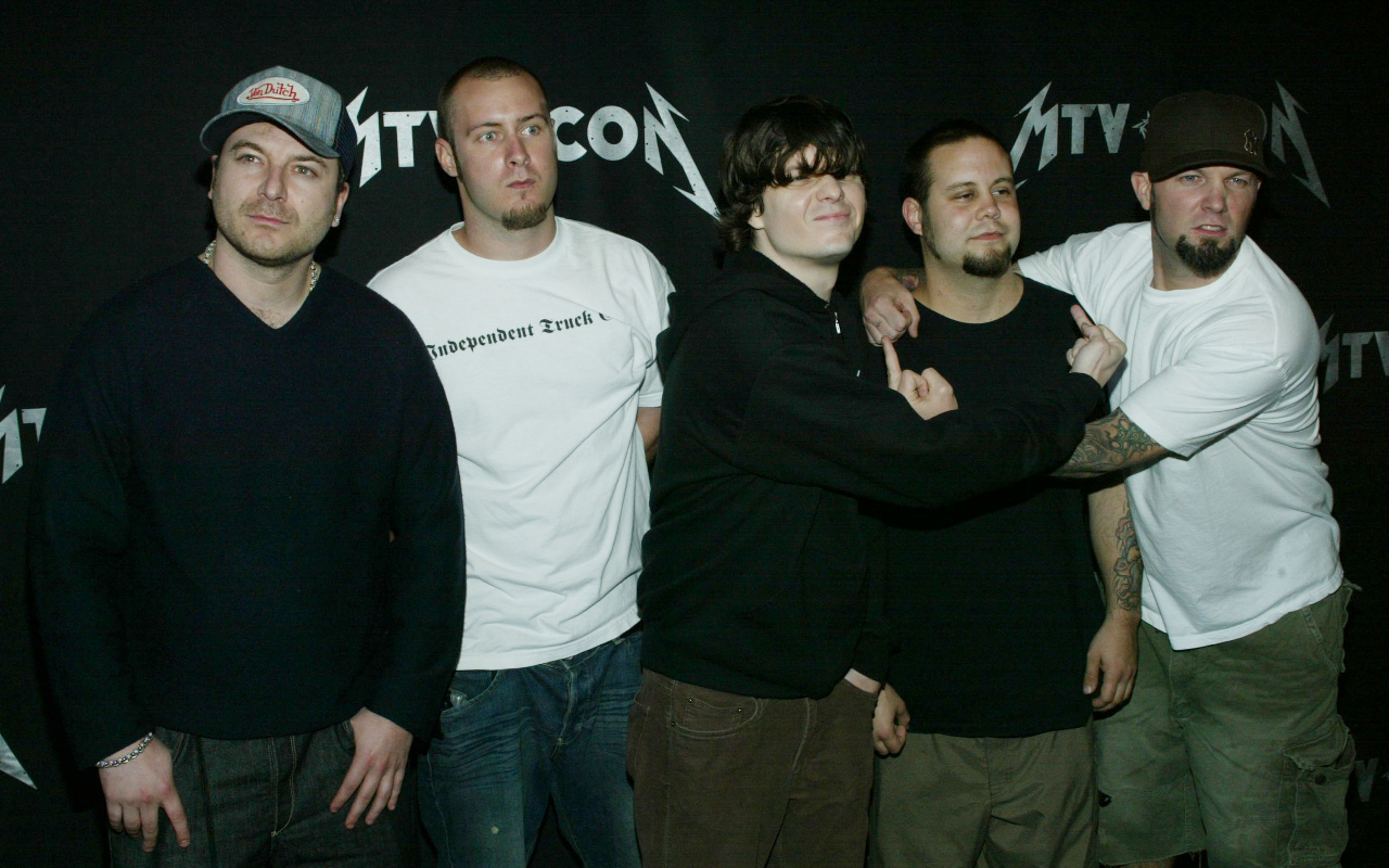 Limp Bizkit making silly faces