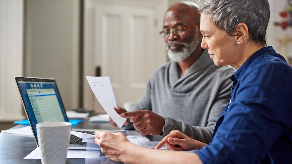 The $1.5 Million 401(k) Tax Trap: How Bracket Smoothing Saves Retirees From 40% Effective Rates