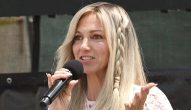 Debbie Gibson's hospital visit sparks wave of support amid ongoing health battle