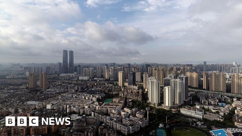 China arrests US scholar suspected of spying - BBC