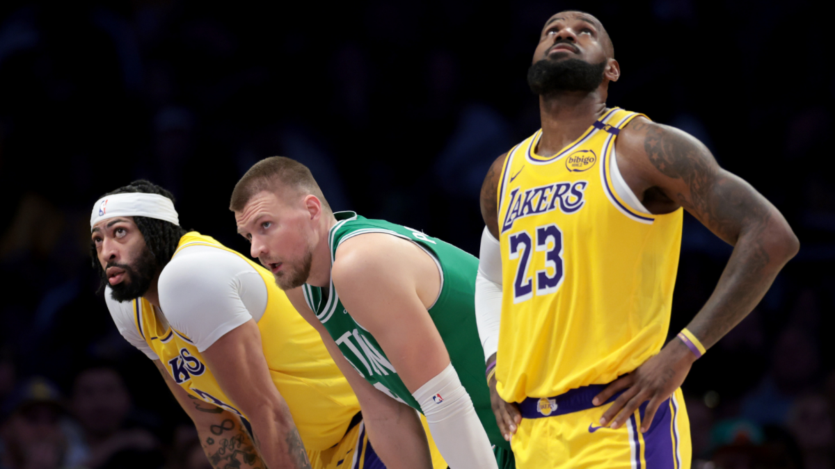 How the Warriors can pull off LeBron James, Anthony Davis coup after signing Kristaps Porziņģis