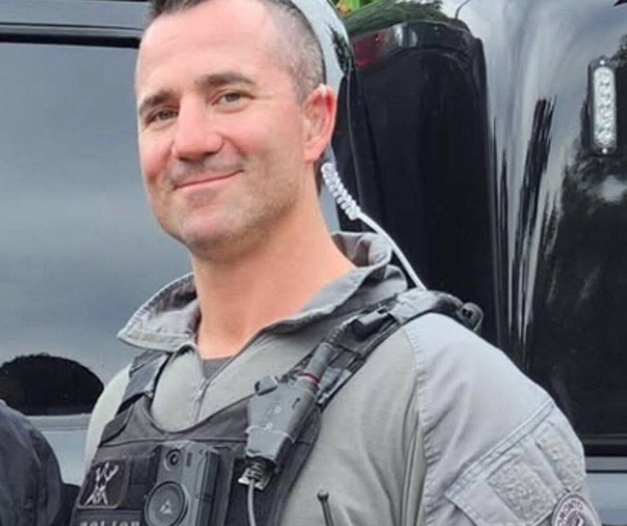 'We have it from here': Police salute fallen Toronto officer at procession