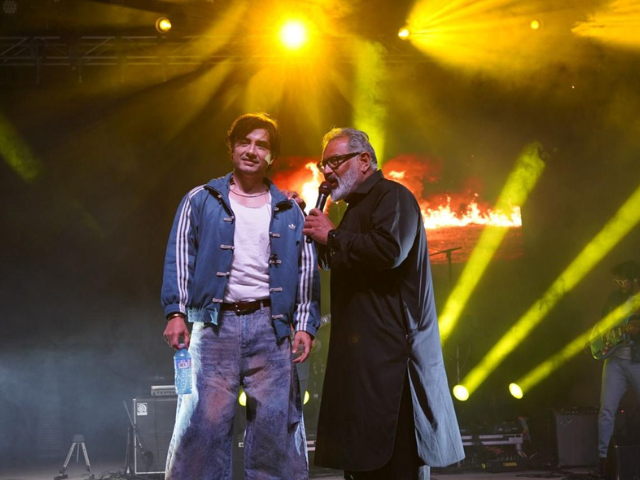 Screengrab of Ali Zafar on stage/Correspondent