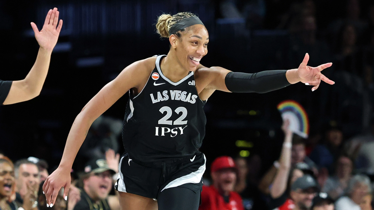 WNBA quarter-season awards: Clear favorites for MVP and Rookie of the Year