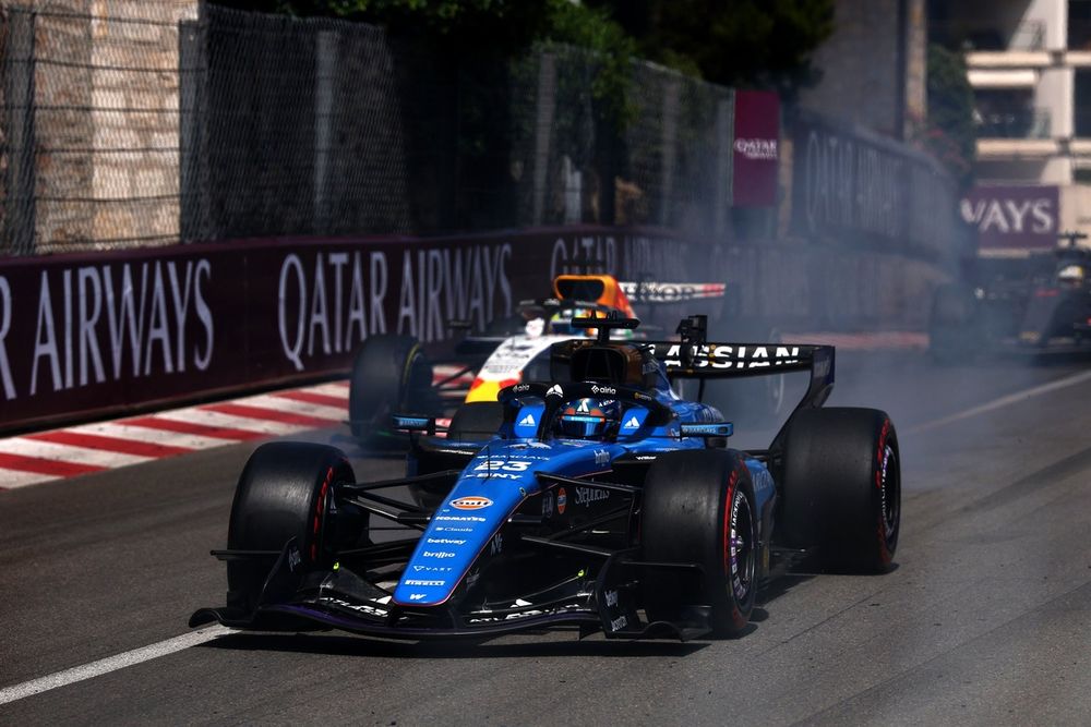 Albon struggled to return the favour for Sainz, having picked up a battery deployment problem
